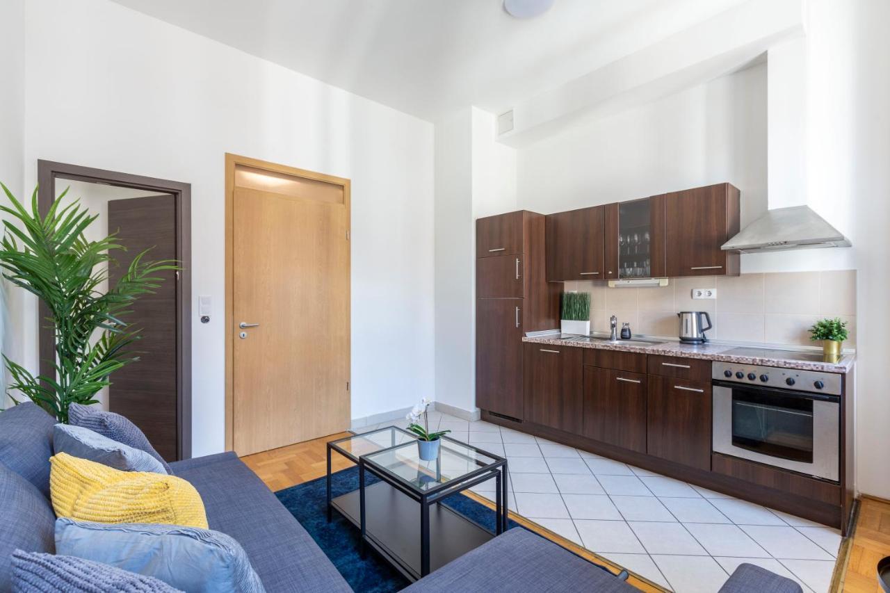 Downtown Cozy Home In The Gozsdu Garden 부다페스트 외부 사진